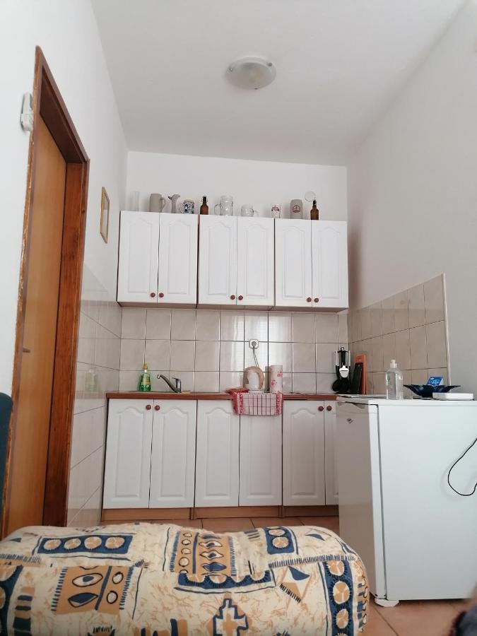 Apartmani Rija 3 Pag Town Εξωτερικό φωτογραφία