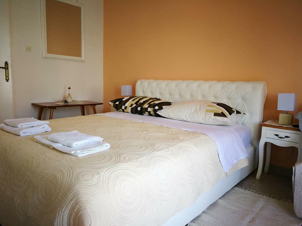 Apartmani Rija 3 Pag Town Εξωτερικό φωτογραφία