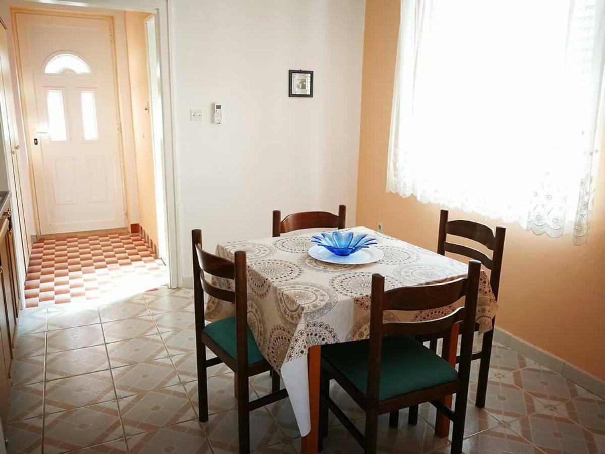 Apartmani Rija 3 Pag Town Εξωτερικό φωτογραφία