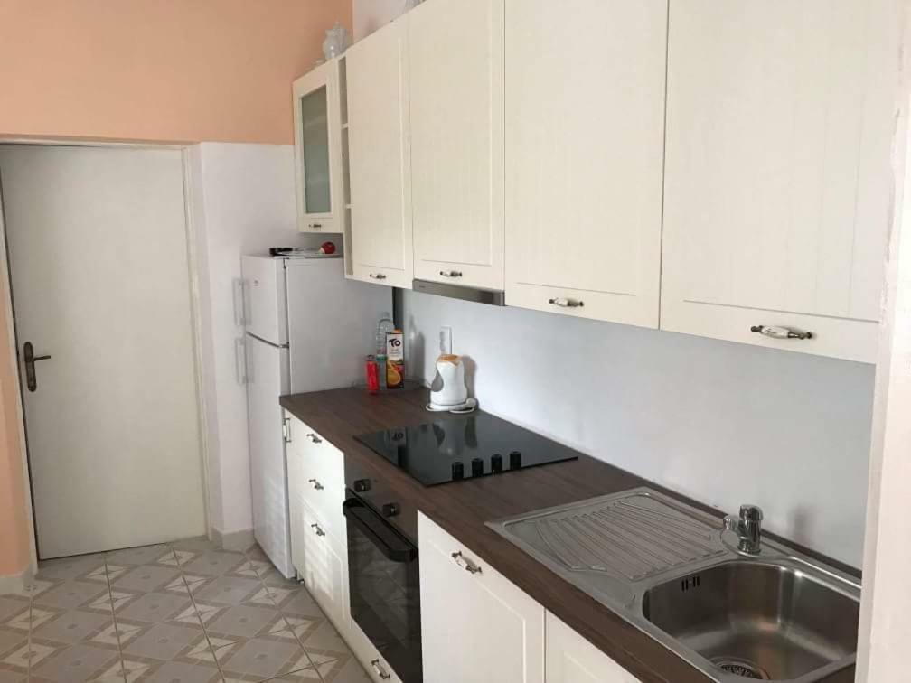 Apartmani Rija 3 Pag Town Εξωτερικό φωτογραφία